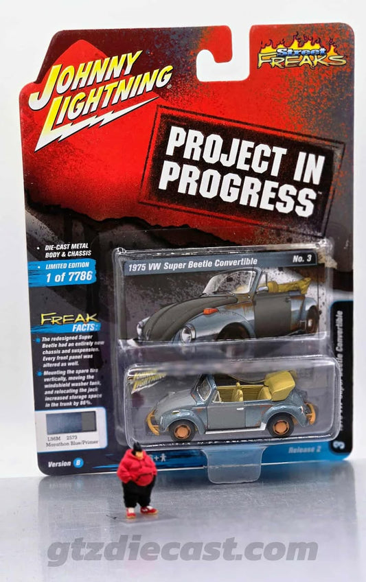 Johnny Lightning 1975 VW SUPER BEETLE CONVERTIBLE BLUE
