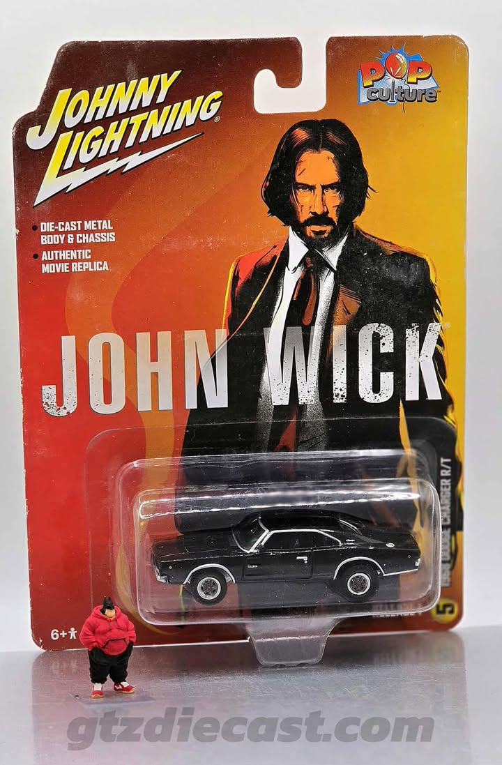 Johnny Lightning 1968 Dodge Charger R/T John Wick