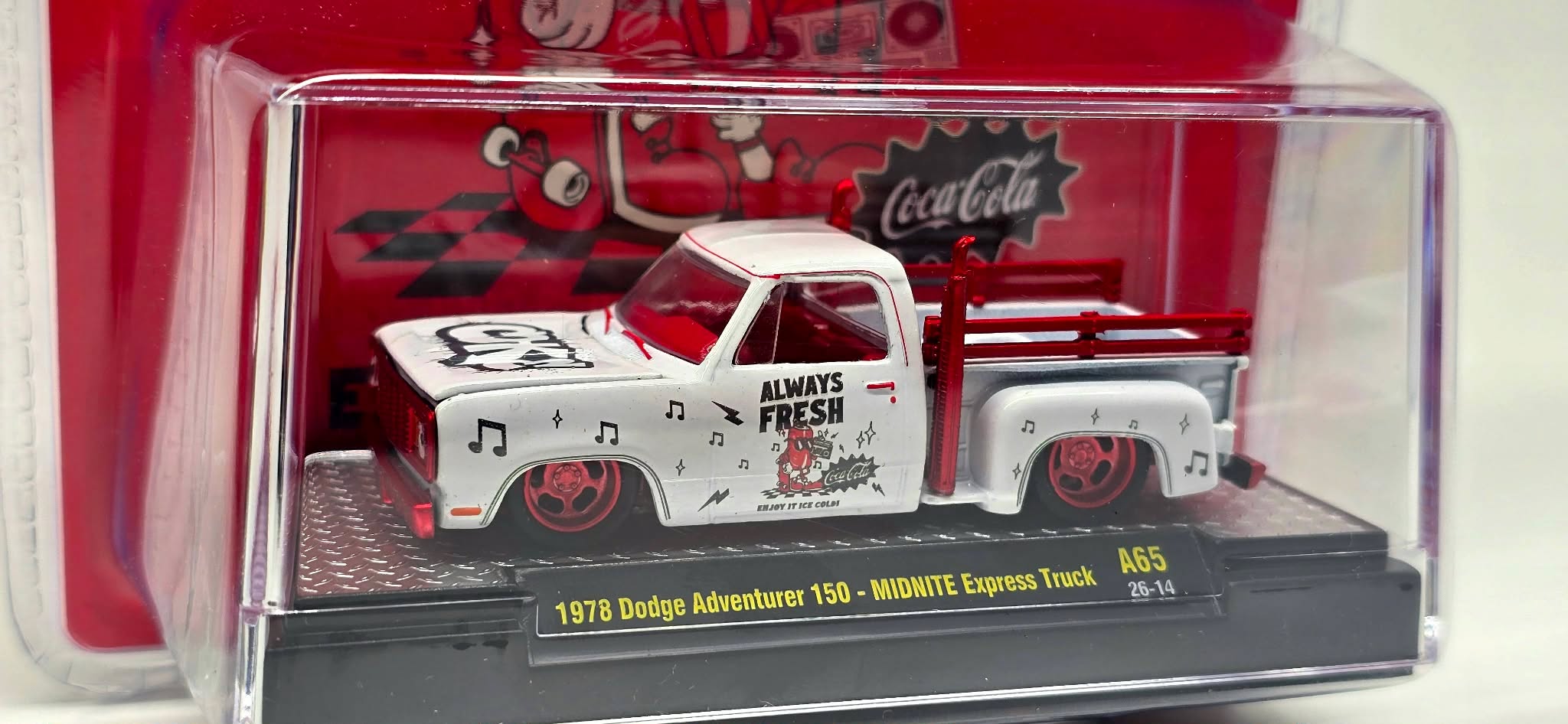 CHASE) 1978 Dodge Adventurer 150 – MIDNITE Express Truck M2