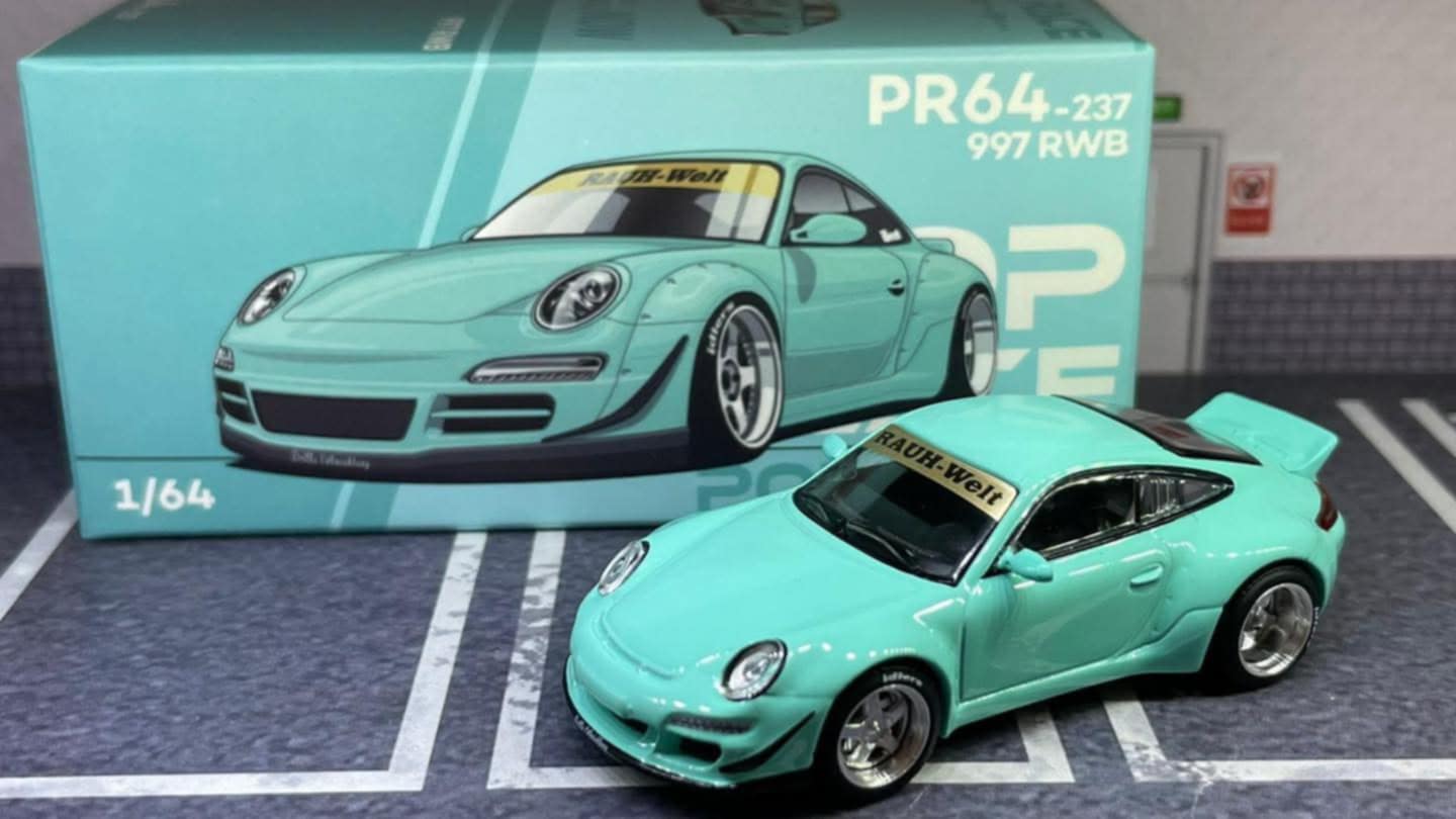 POPRACE 1/64 RWB 997 TIFFANY BLUE PR640237