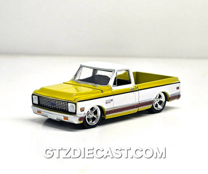 Greenlight 1:64 1972 Chevrolet C-10 Short Bed Custom – Mustard Yellow with White Two-Tone – Mijo Exclusives