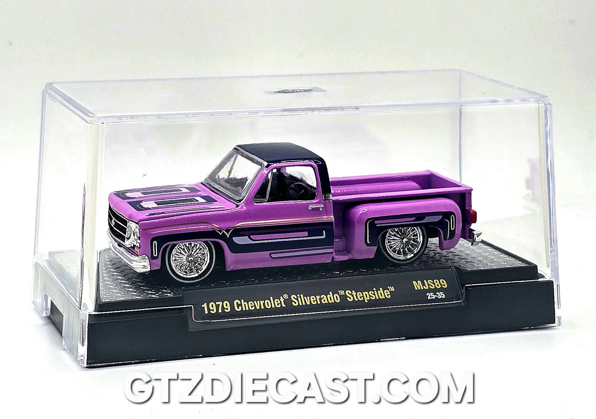 M2 Machines 1:64 1978 Chevrolet Silverado Stepside Lowriders Purple