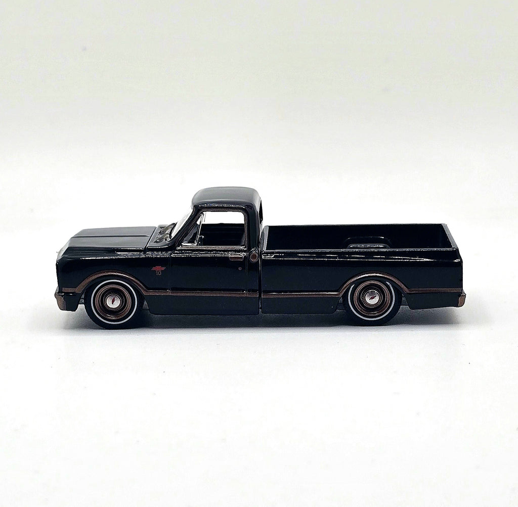 Greenlight 1:64 California Lowriders Series 7 1972 Chevrolet C10 – California Lowriders