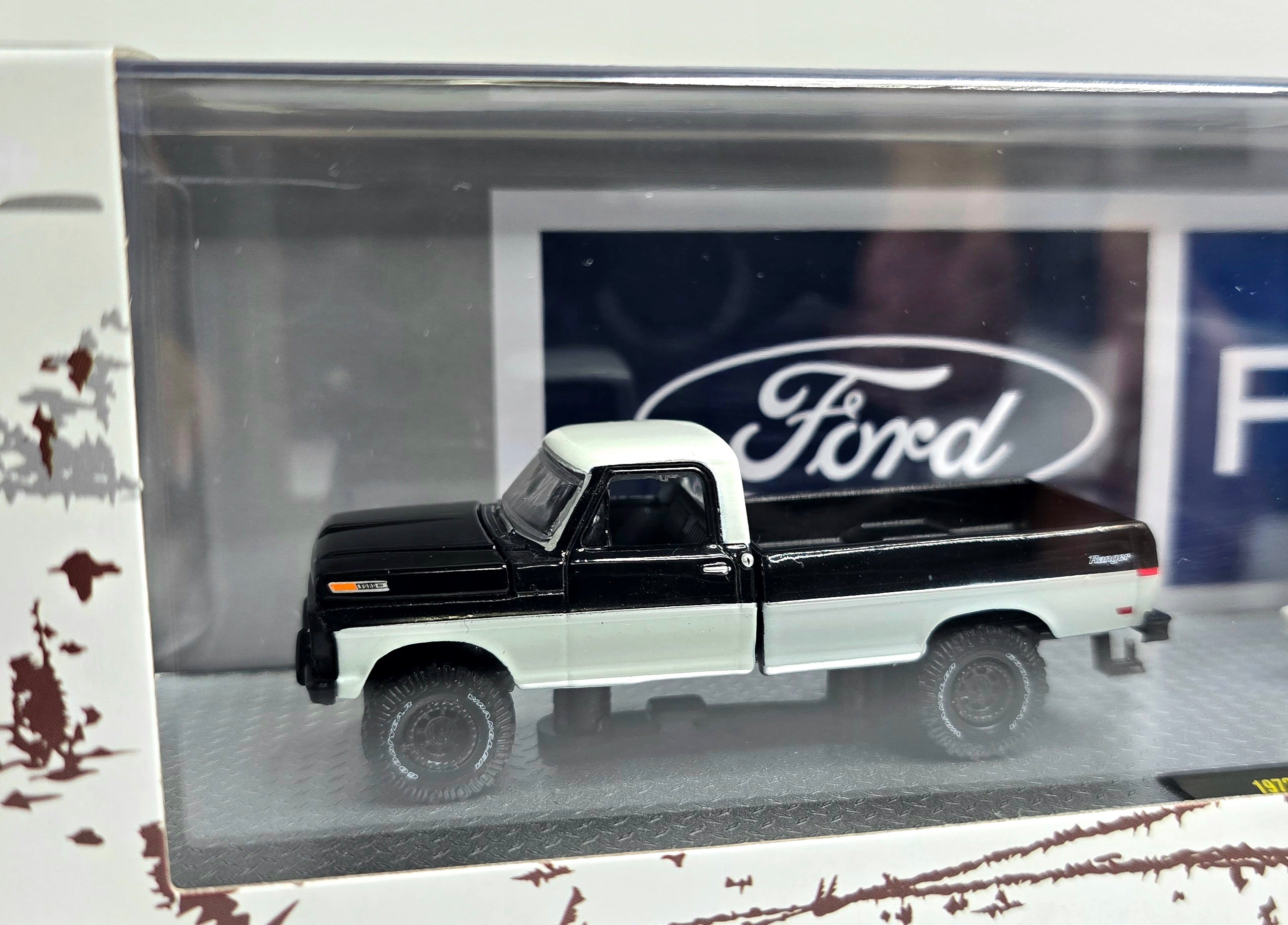 1972 Ford F-250 Ranger 4X4 & 1969 Ford Mustang GT 390