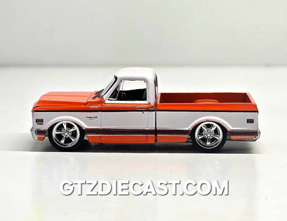 Greenlight 1:64 1972 Chevrolet C-10 Short Bed Custom – Orange with White Two-Tone – Mijo Exclusives