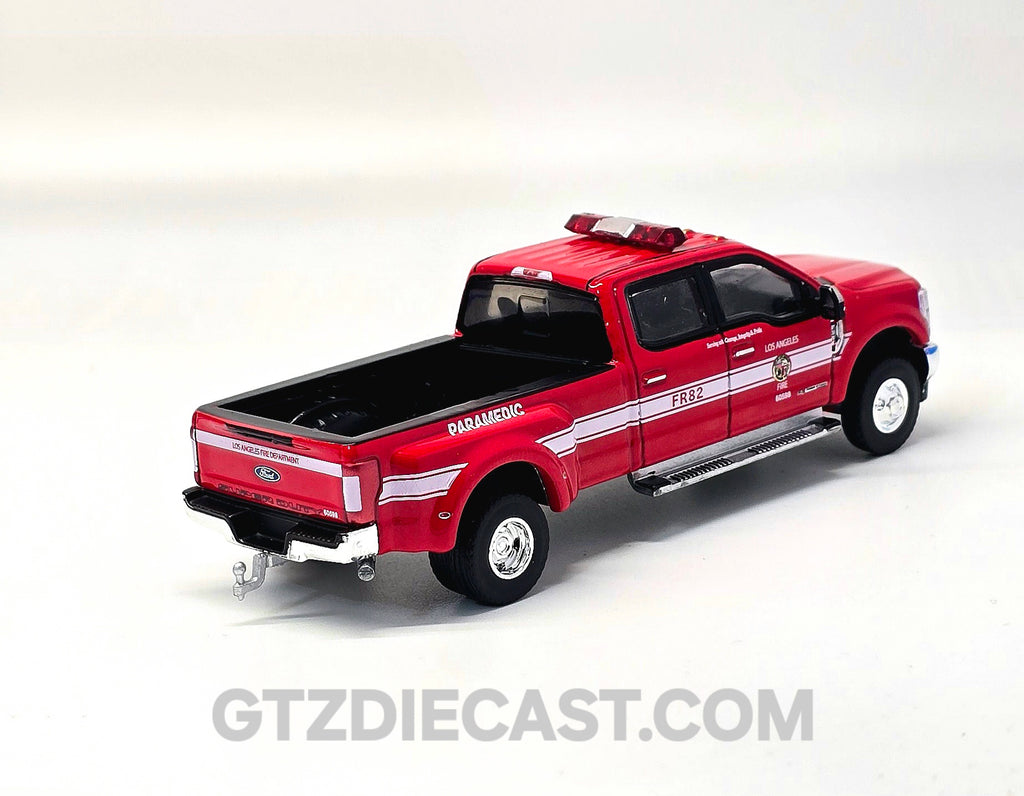 Greenlight 1:64 First Responder Series 5 – 2018 Ford F-350 Los Angeles Fire Department – Solid Pack