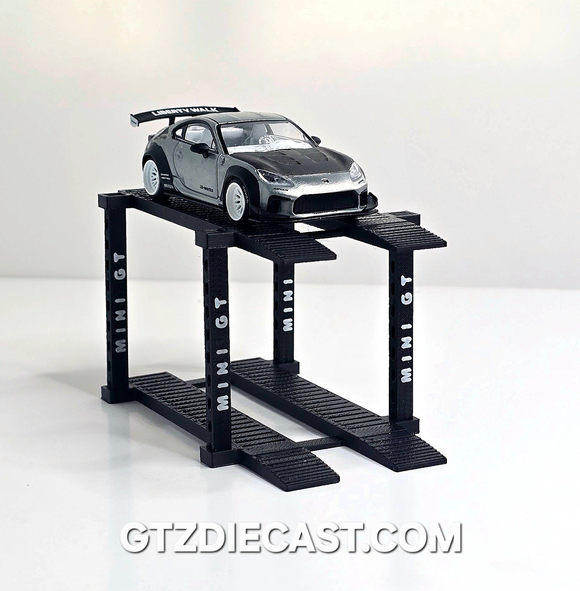 1:64 Four Post Lift (3 pack)