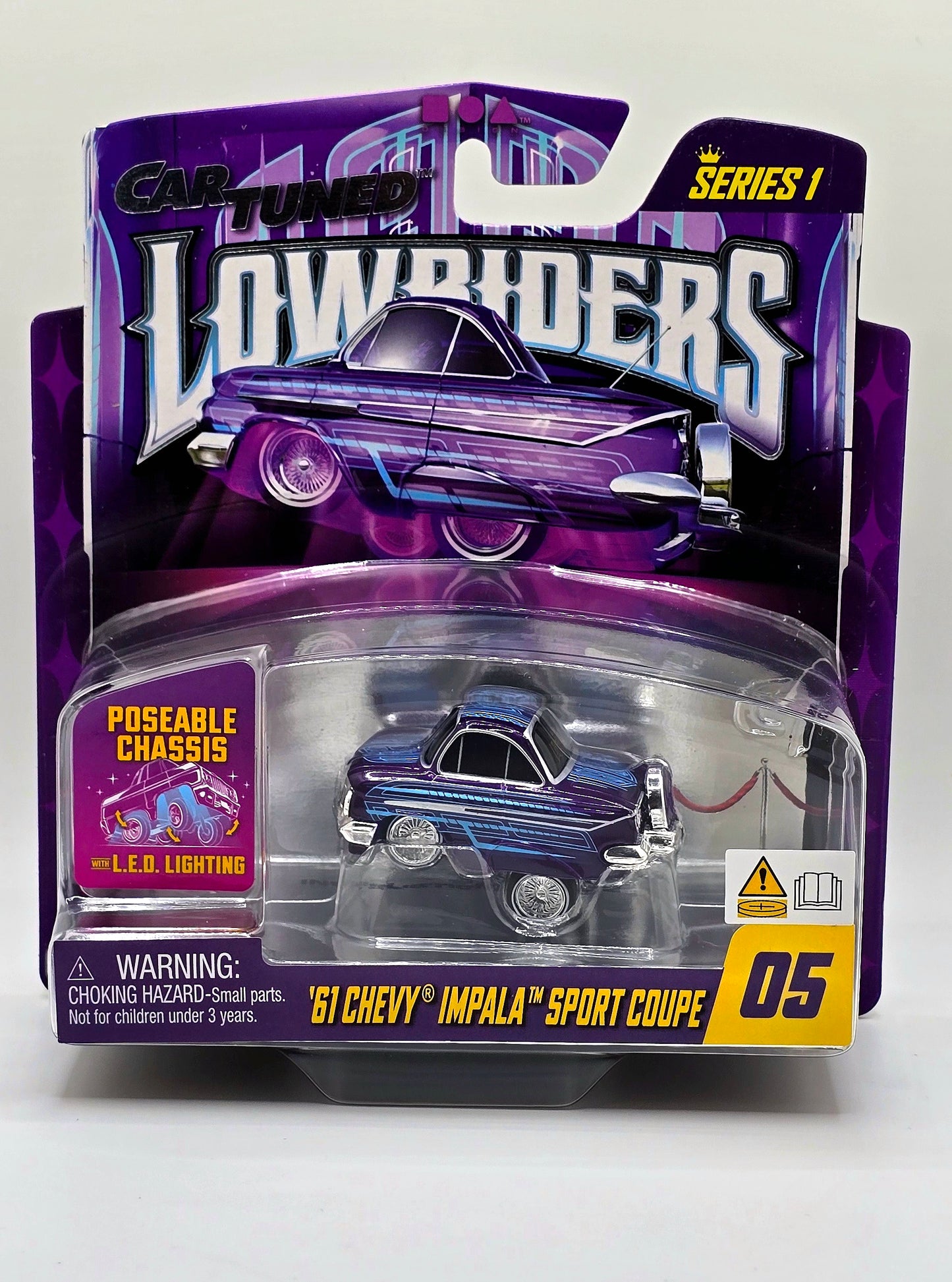 CarTuned 1:64 Lowriders SHOW GLOW Series 1 Assortment of 8 Styles 2025 – L.E.D. Light Up Chassis