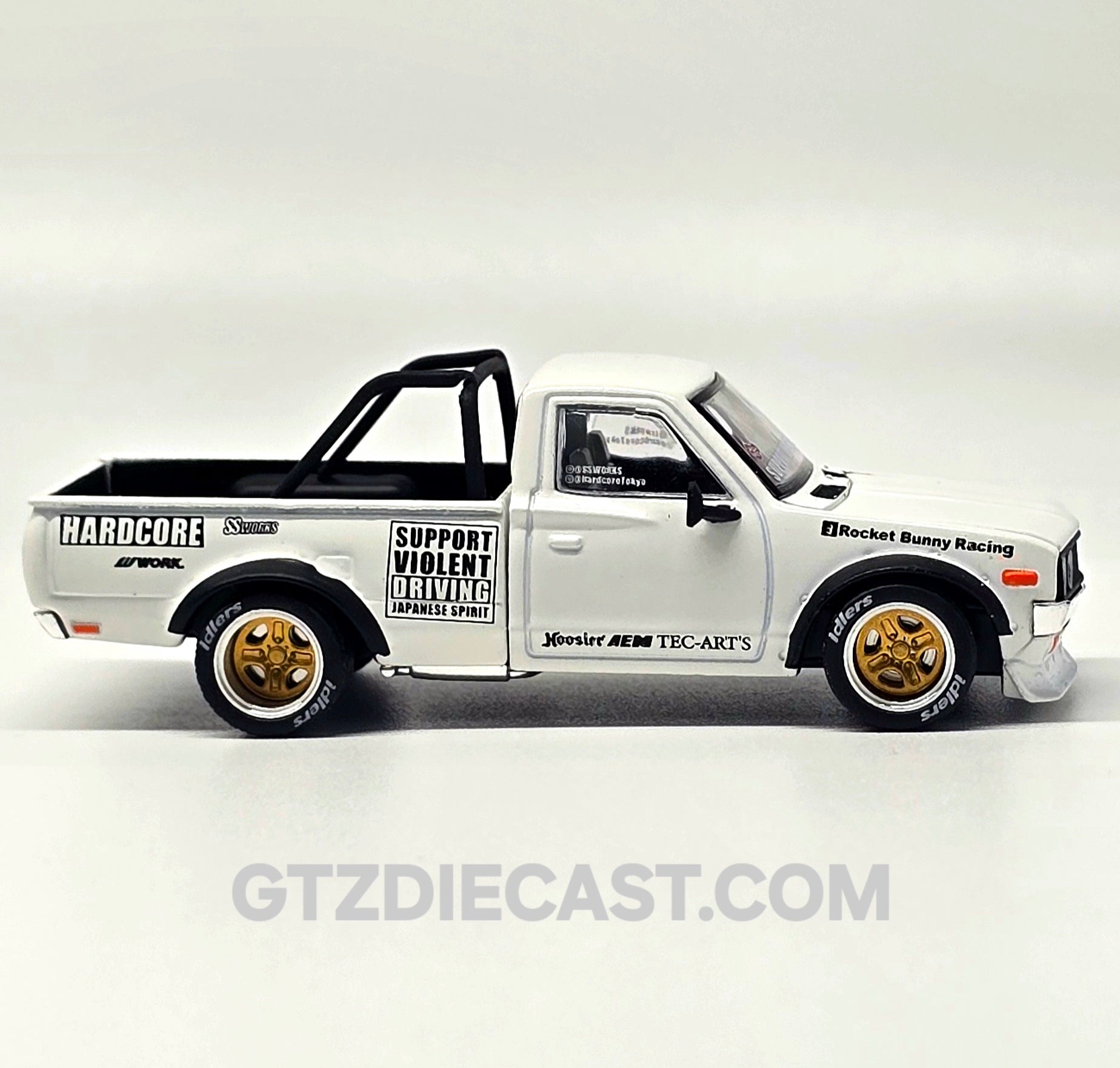 POPRACE 1/64 PANDEM DATSUN 620 WHITE PR640350