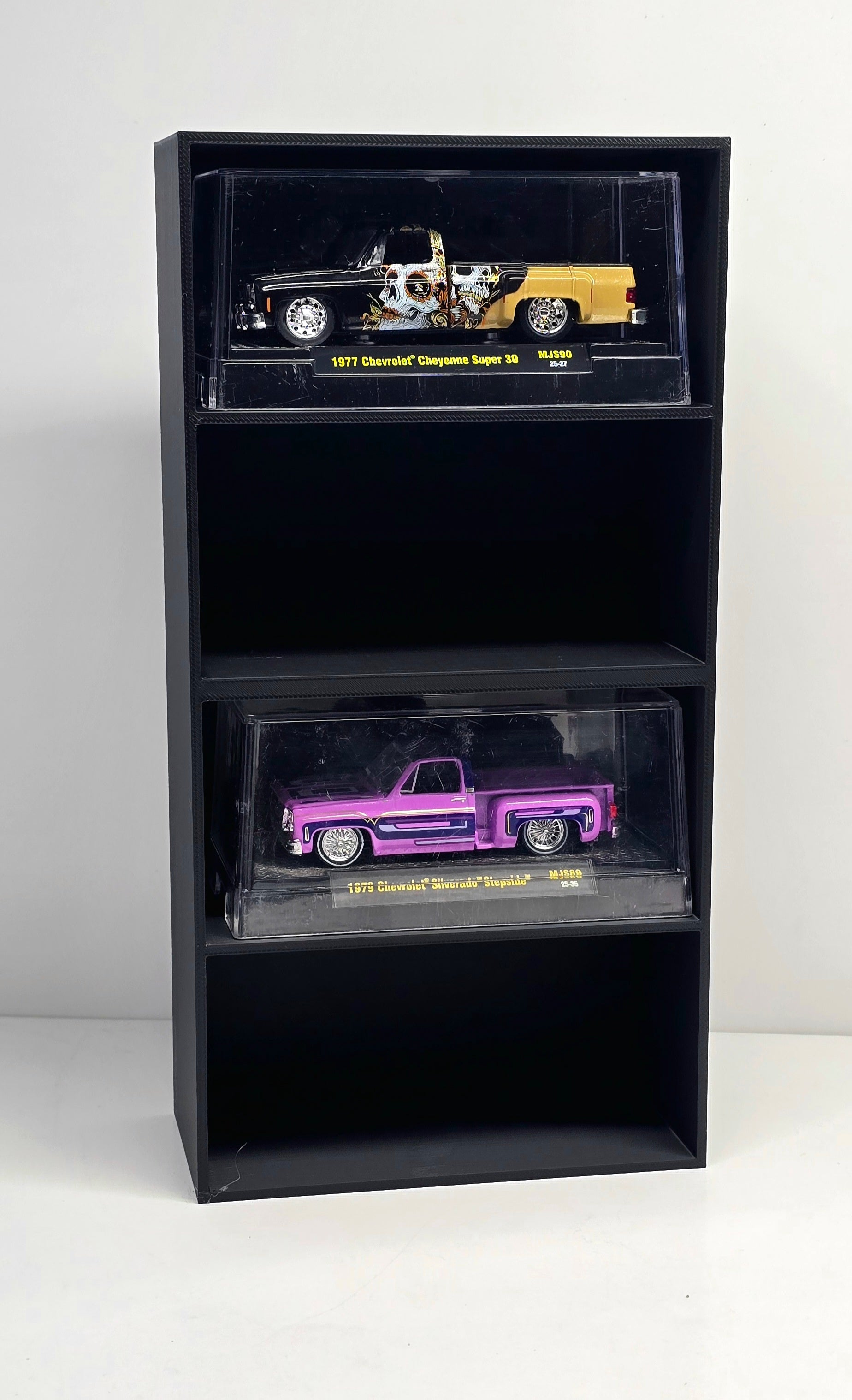 M2 Machines 4 car display