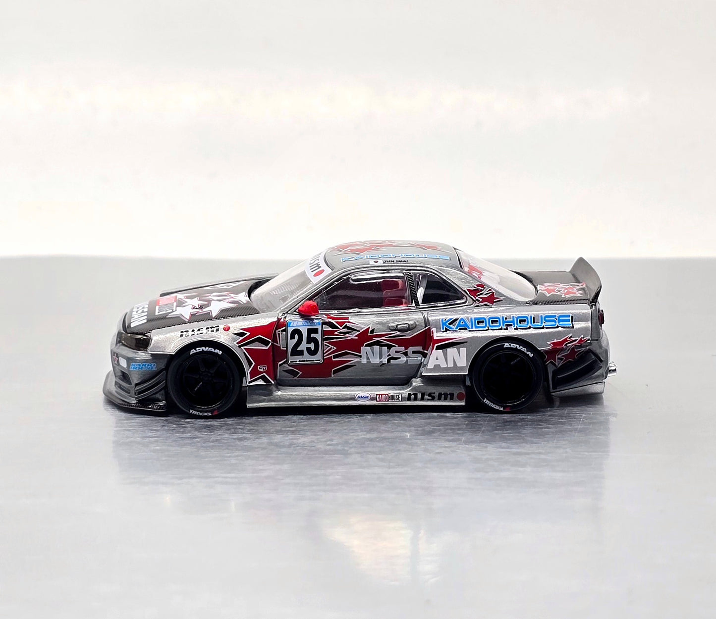 (CHASE) Kaido House x Mini GT 1:64 Nissan Skyline GT-R (R34) Kaido Star Racing V1- Silver