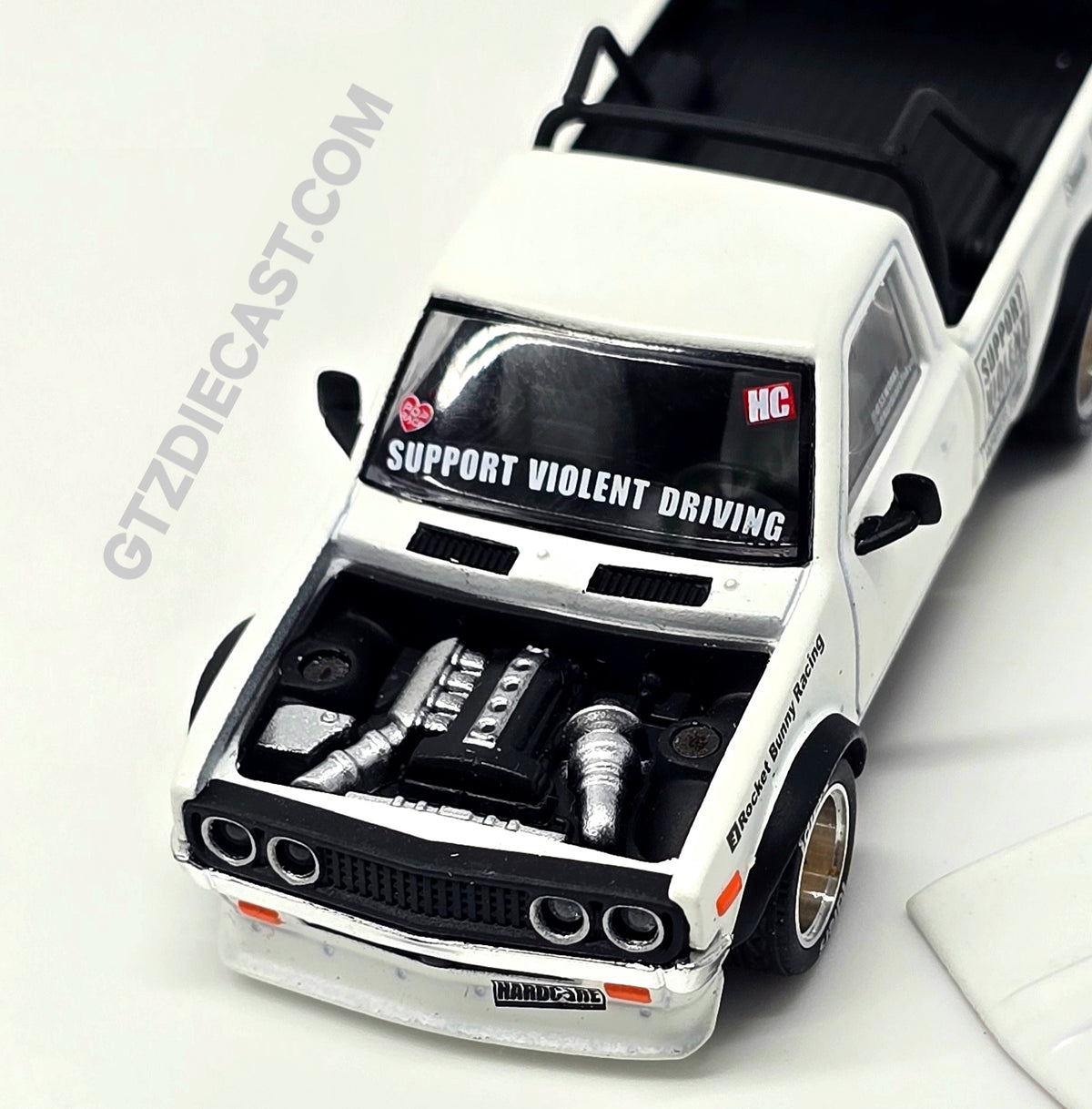 POPRACE 1/64 PANDEM DATSUN 620 WHITE PR640350