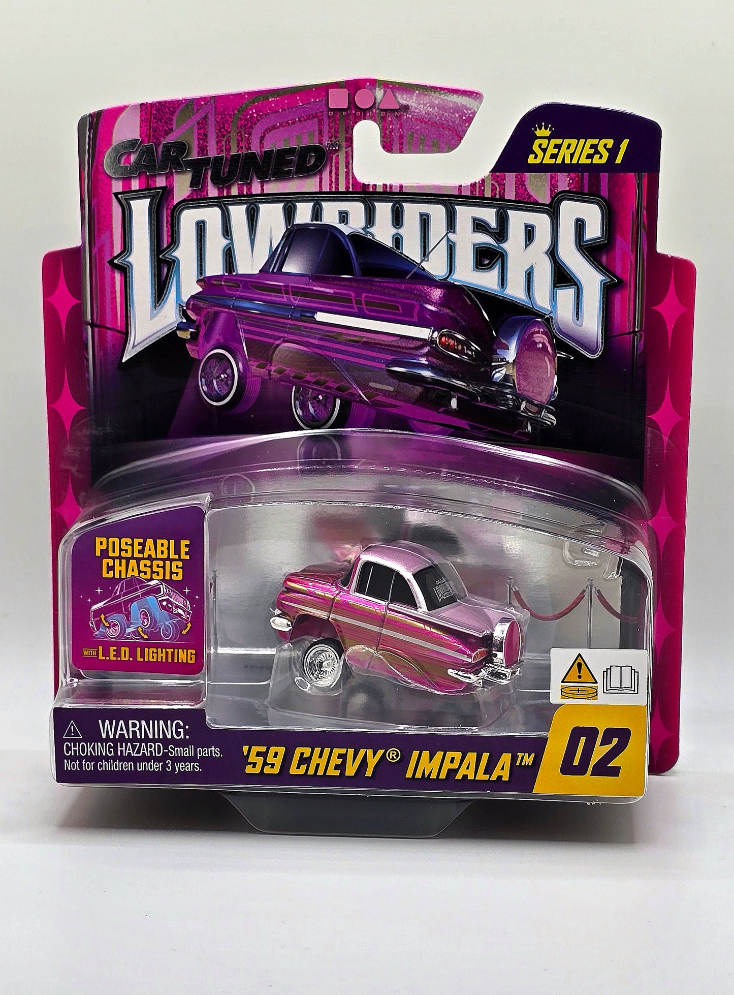 CarTuned 1:64 Lowriders SHOW GLOW Series 1 Assortment of 8 Styles 2025 – L.E.D. Light Up Chassis