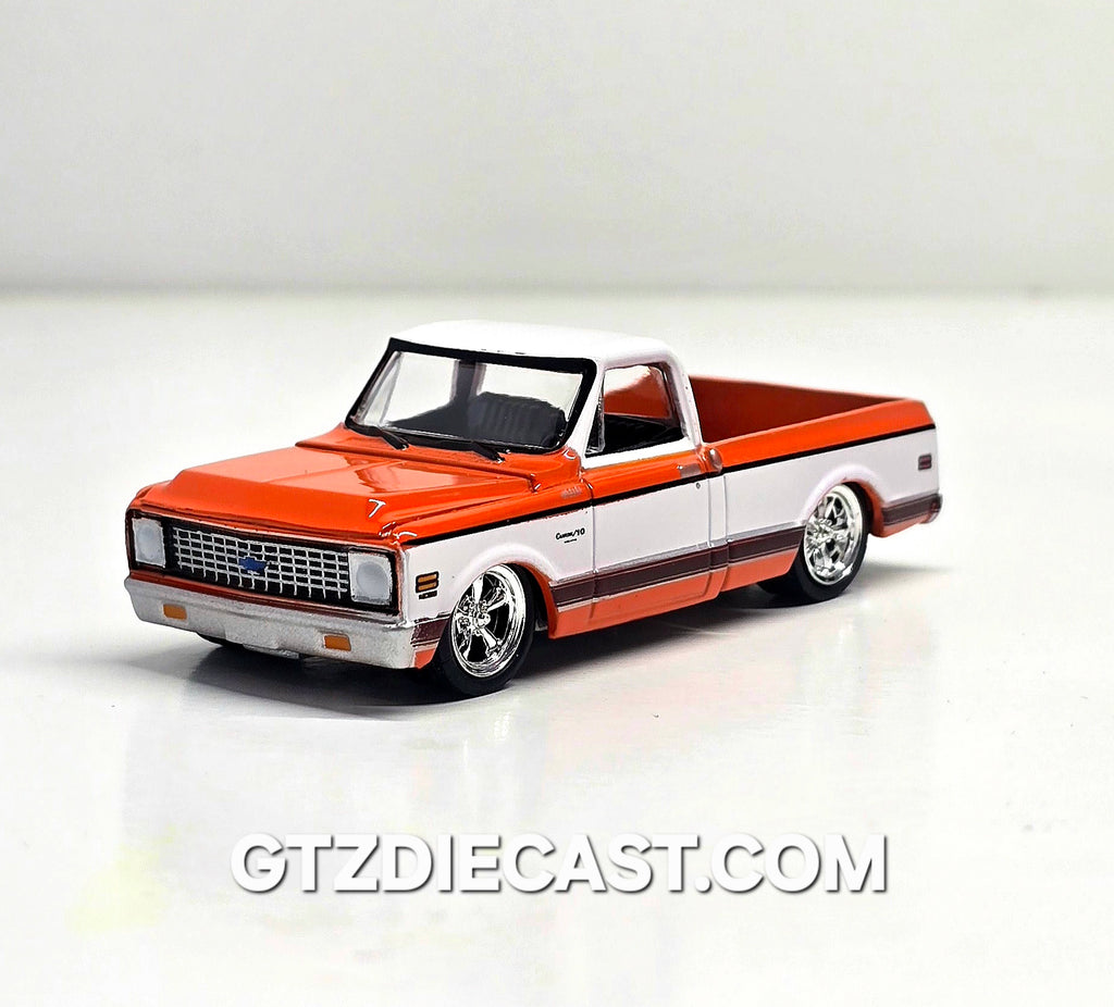 Greenlight 1:64 1972 Chevrolet C-10 Short Bed Custom – Orange with White Two-Tone – Mijo Exclusives