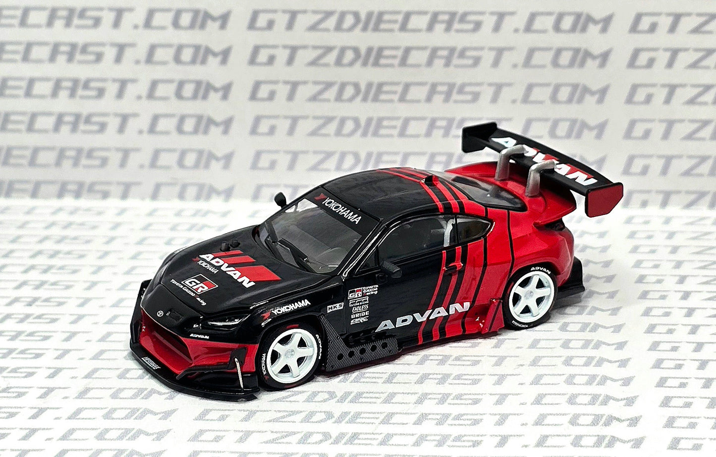 Pop Race GR86 Advan PR64-228