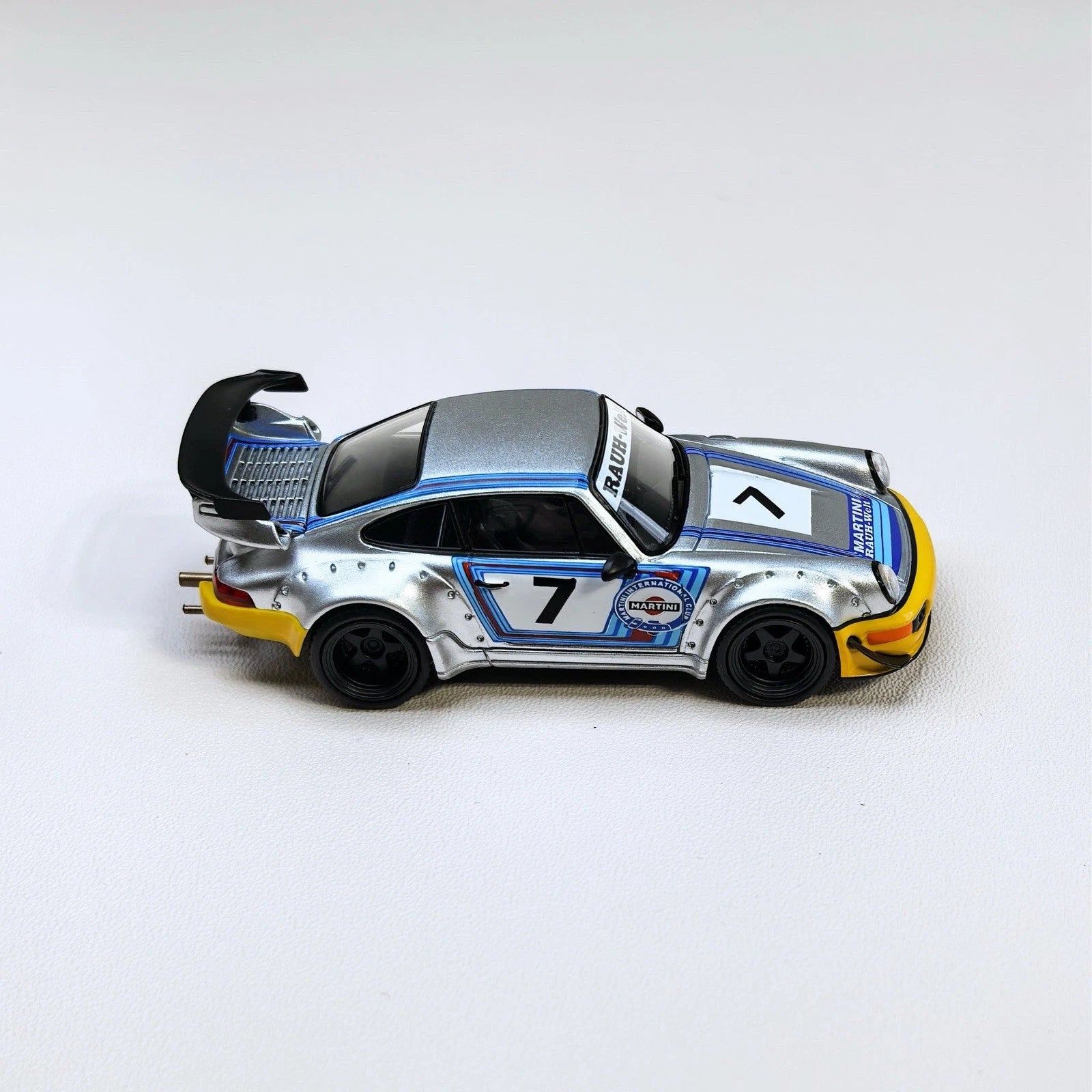 RWB 964 #7 "ICHIBAN BOSHI - MARTINI RACING" 1/64 BY MODEL MODEL MM64-RWB964-002