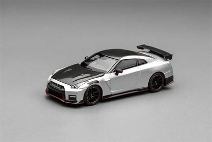 (COMING SOON) Motorhelix 1/64 Nissan GT-R NISMO (R35) Special Edition 2022 NISMO Ultimate Metal Silver M63523