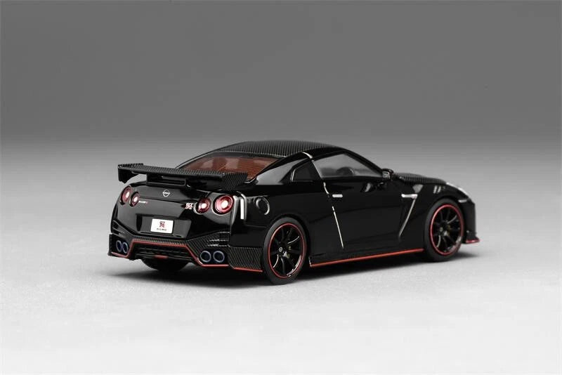 (COMING SOON) Motorhelix 164 Nissan GT-R NISMO (R35) Special Edition 2022 NISMO Meteor Black Flake Pearl M63524