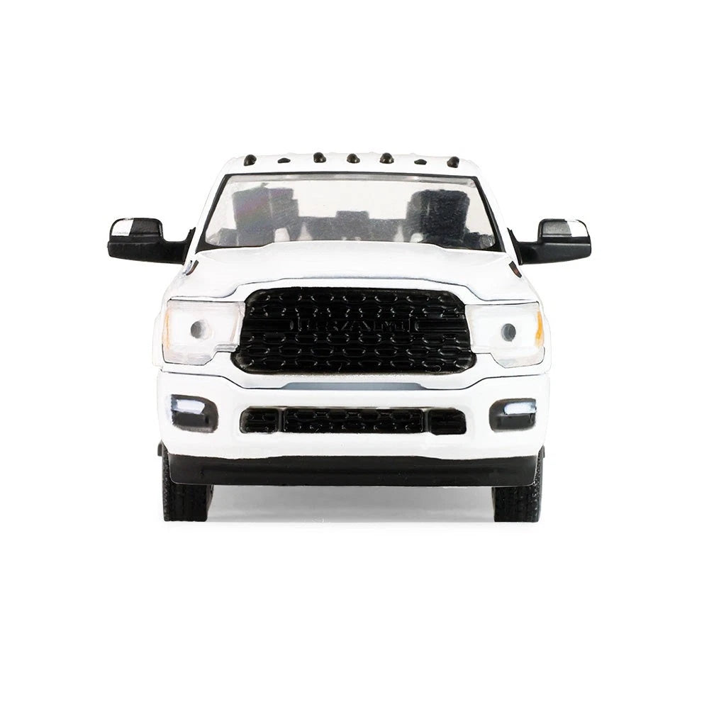Greenlight 1:64 Auto Mall Series 8 2026 – 2023 Dodge Ram 2500 Bighorn – White – Limited Edition