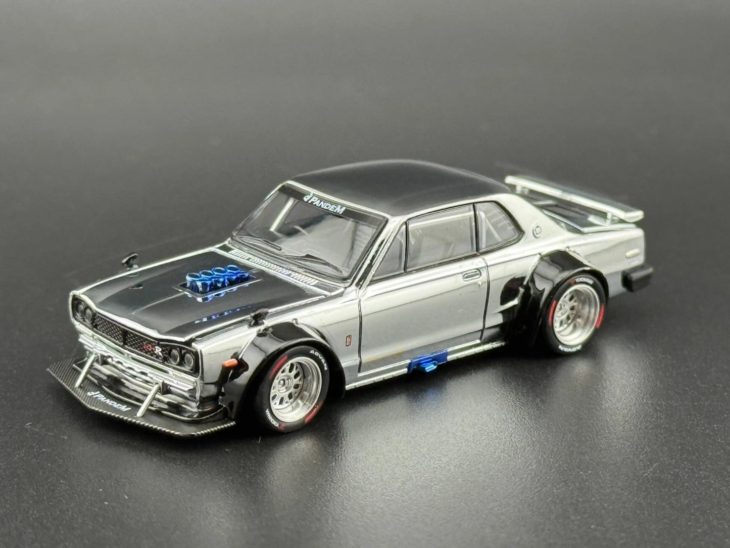 Pop Race Nissan GT-R V8 Drift Hakosuka Silver Chrome HK ToyCar Salon