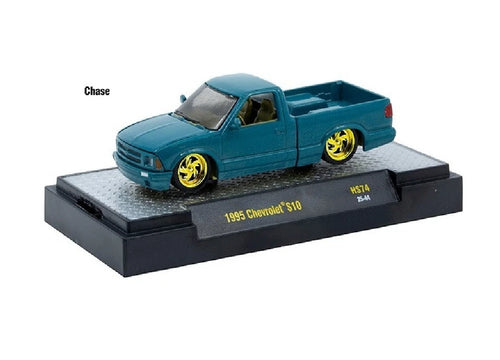 CHASE ! M2 Machines 1:64 1995 Chevrolet S10 Custom Blue Diecast Model 31500-HS74